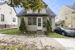 1018 Norwich Avenue, Grand Rapids, MI 49503