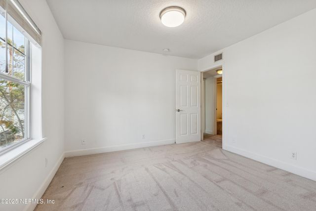 3434 BLANDING Boulevard 207, Jacksonville, FL 32210