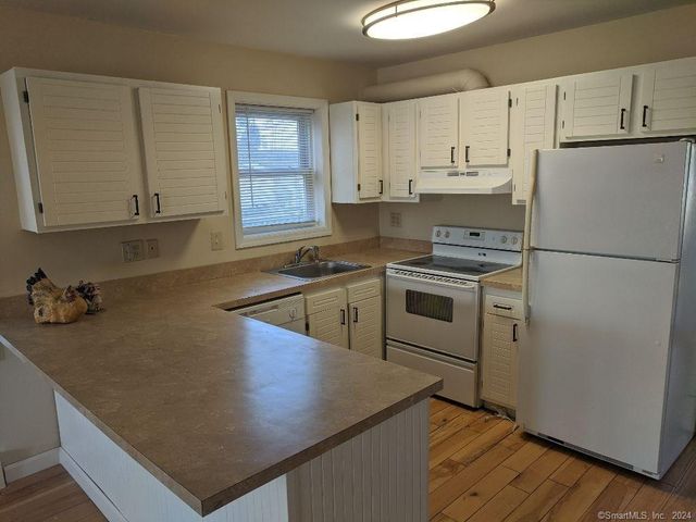 42 Ferris Street, Bridgeport, CT 06605