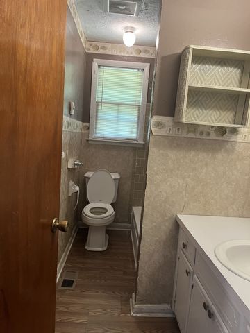 3404 Olsen Ln, Nashville, TN 37218
