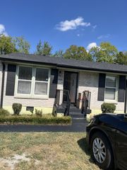 3404 Olsen Ln, Nashville, TN 37218