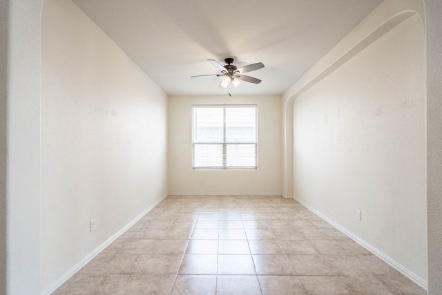 4906 Meadowside St, Midland, TX 79705