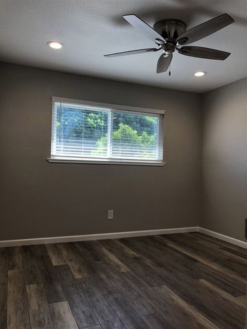 1021 W 8TH ST, Antioch, CA 94509