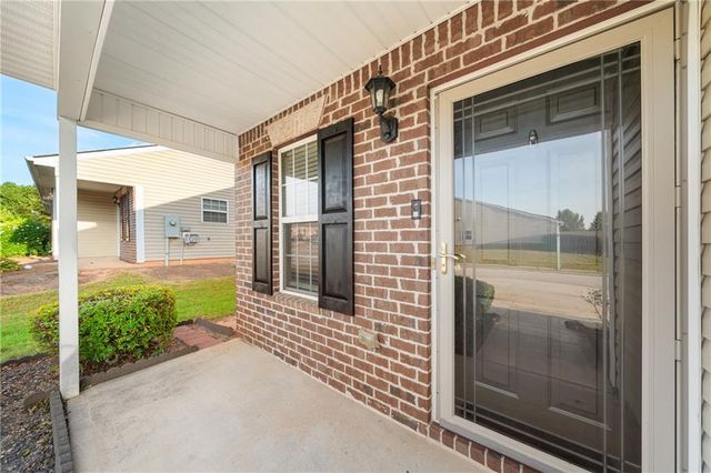 1514 Louise Anderson Drive, Griffin, GA 30224