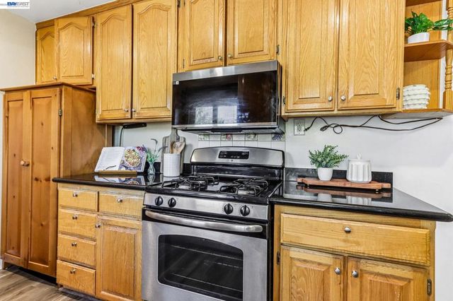 360 N I St, Livermore, CA 94551