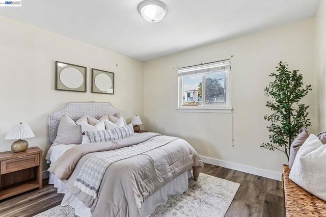 360 N I St, Livermore, CA 94551
