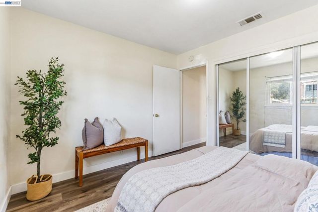 360 N I St, Livermore, CA 94551