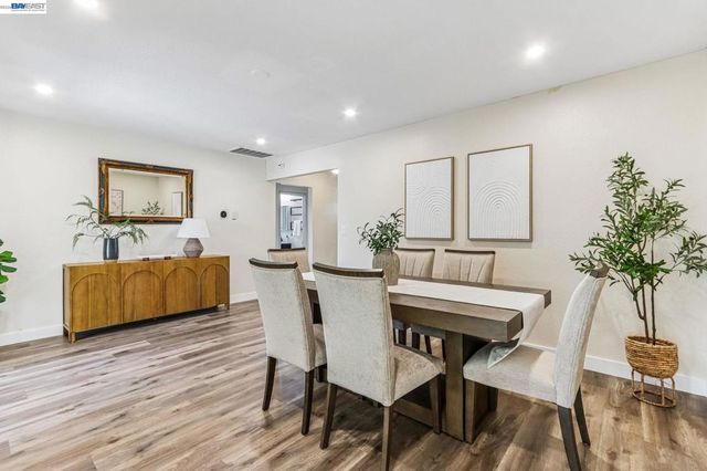 360 N I St, Livermore, CA 94551