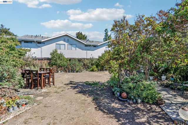 360 N I St, Livermore, CA 94551