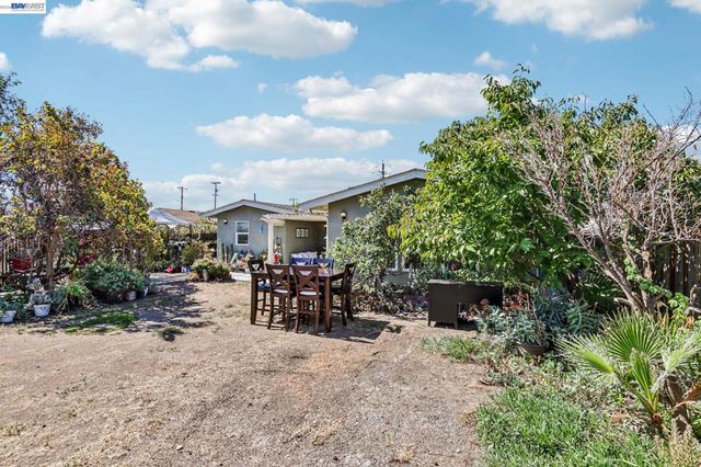 360 N I St, Livermore, CA 94551
