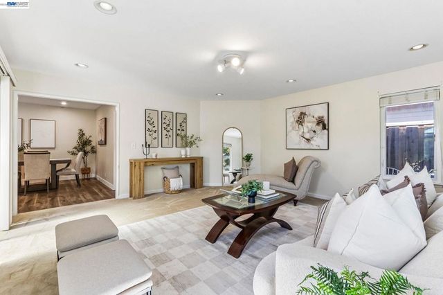 360 N I St, Livermore, CA 94551