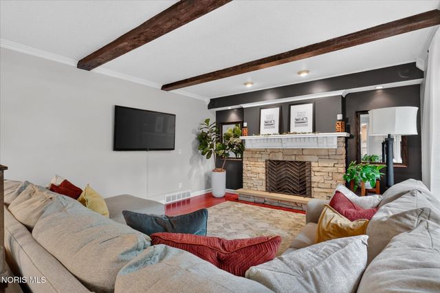 2945 Riva Ridge Road, Ottawa Hills, OH 43615