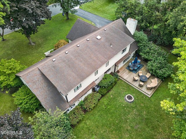2945 Riva Ridge Road, Ottawa Hills, OH 43615