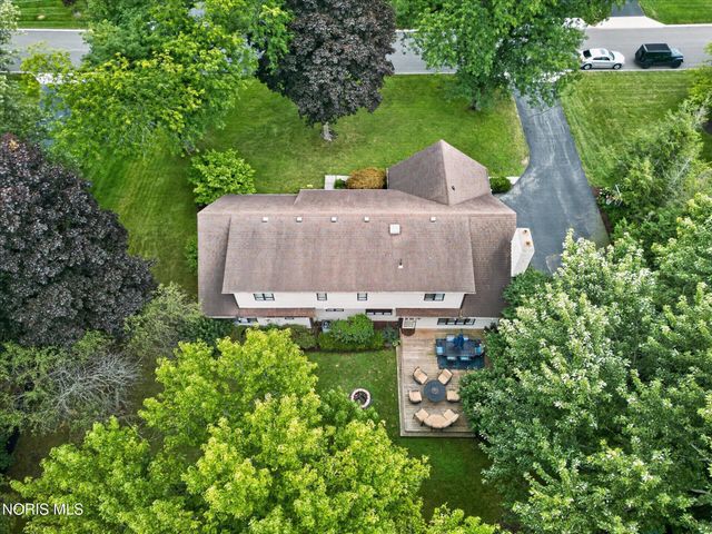 2945 Riva Ridge Road, Ottawa Hills, OH 43615