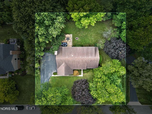 2945 Riva Ridge Road, Ottawa Hills, OH 43615