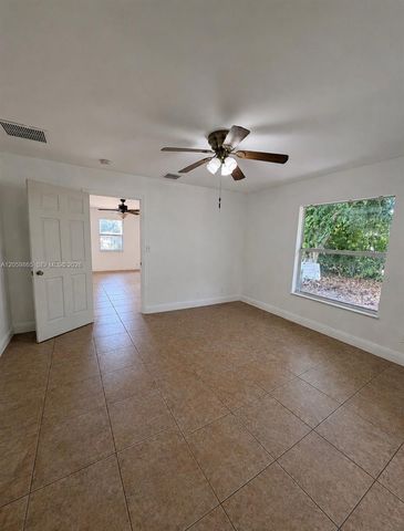 5202 NE 14th Ter, Pompano Beach, FL 33064