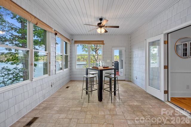 139 Hawks Point Drive, Troutman, NC 28166