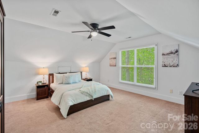 139 Hawks Point Drive, Troutman, NC 28166