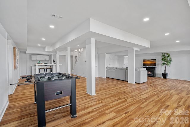 139 Hawks Point Drive, Troutman, NC 28166