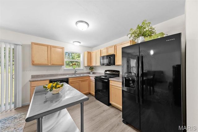 153 Day Lily Lane, Wentzville, MO 63385