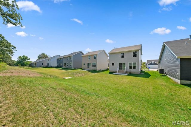 153 Day Lily Lane, Wentzville, MO 63385