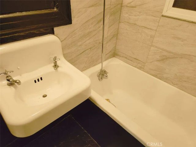 617 Coronado Terrace 21, Los Angeles, CA 90026