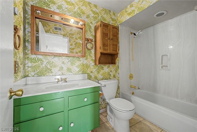 4725 Lake Place, Las Vegas, NV 89147