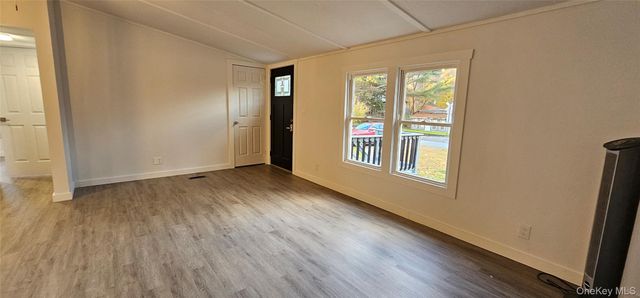 25 Railroad Avenue, Long Eddy, NY 12760