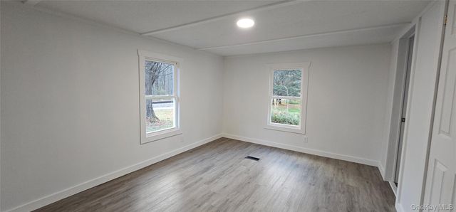 25 Railroad Avenue, Long Eddy, NY 12760