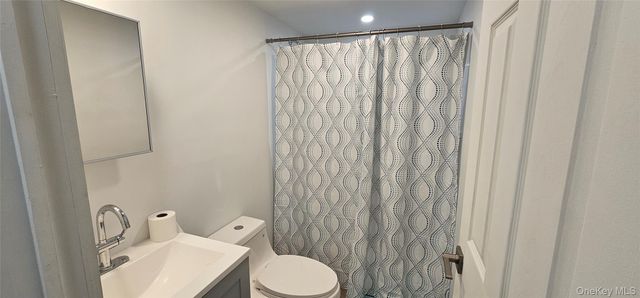 25 Railroad Avenue, Long Eddy, NY 12760