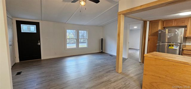 25 Railroad Avenue, Long Eddy, NY 12760