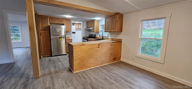 25 Railroad Avenue, Long Eddy, NY 12760