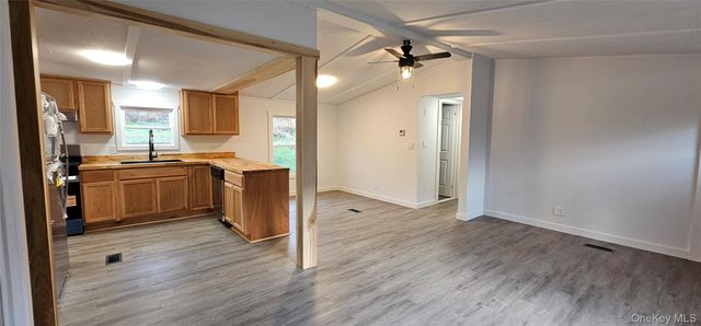 25 Railroad Avenue, Long Eddy, NY 12760