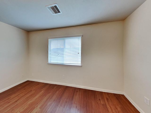 8578 Chaletford Drive, Houston, TX 77044