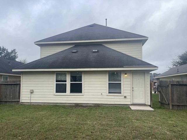 8578 Chaletford Drive, Houston, TX 77044