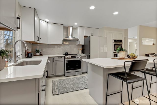 10202 98th Street SW, Lakewood, WA 98498