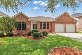 1753 Silver Bend Drive, Dickinson, TX 77539