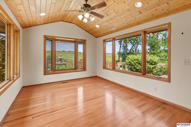 11716 S 53rd Avenue, Bellevue, NE 68133