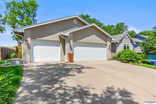 11716 S 53rd Avenue, Bellevue, NE 68133
