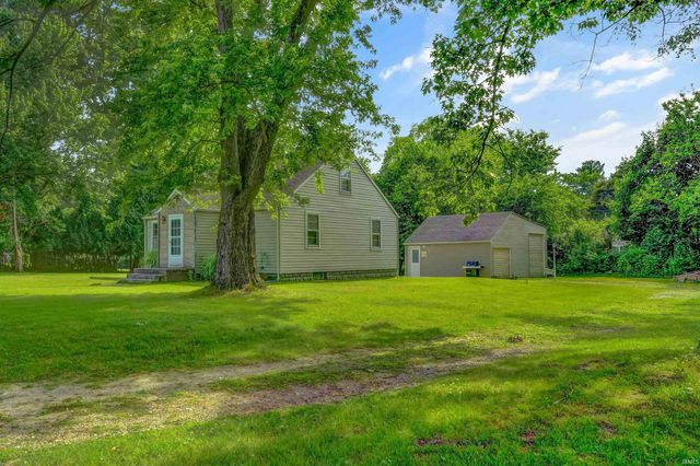 52395 Leland Avenue, South Bend, IN 46637