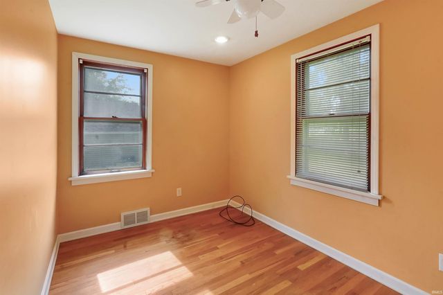 52395 Leland Avenue, South Bend, IN 46637
