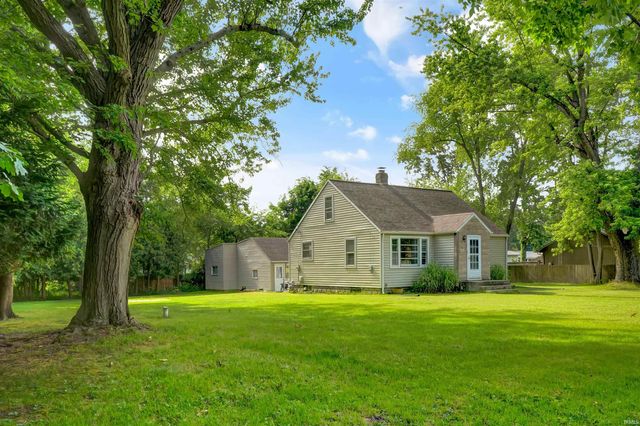 52395 Leland Avenue, South Bend, IN 46637