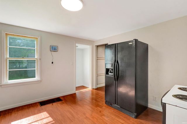52395 Leland Avenue, South Bend, IN 46637