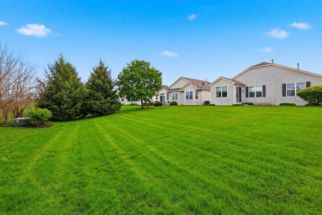 13284 W Essex Lane, Huntley, IL 60142