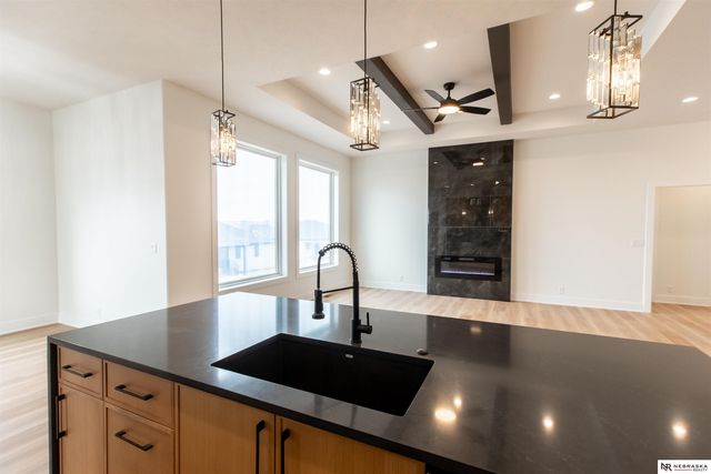 9401 S 87th Street, Lincoln, NE 68526