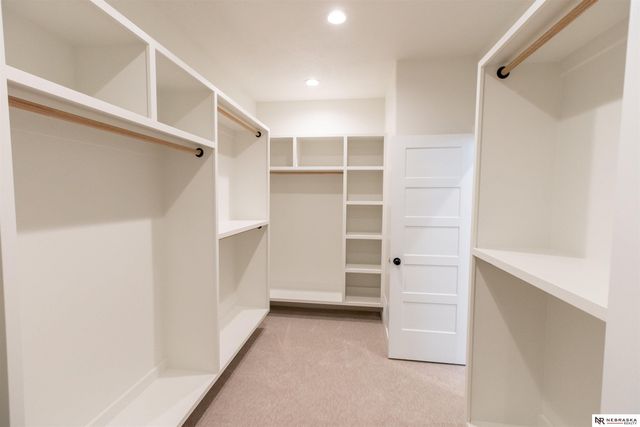 9401 S 87th Street, Lincoln, NE 68526