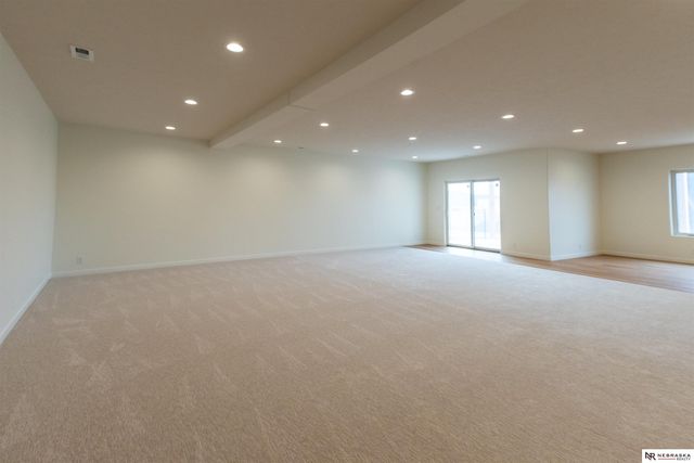 9401 S 87th Street, Lincoln, NE 68526