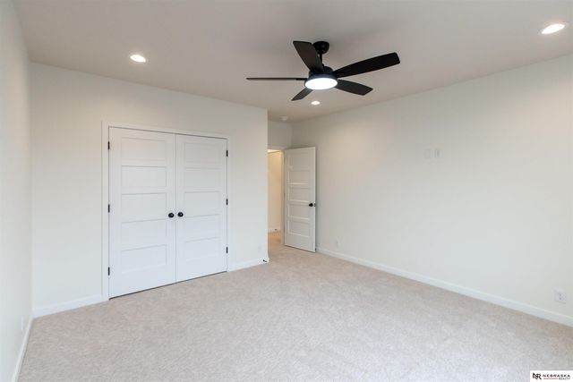 9401 S 87th Street, Lincoln, NE 68526