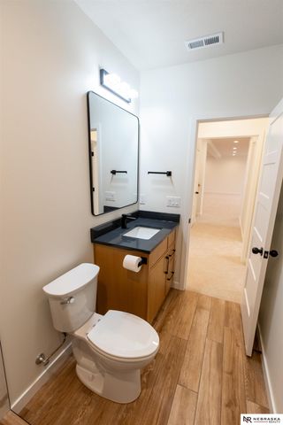 9401 S 87th Street, Lincoln, NE 68526