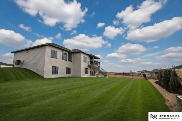 9401 S 87th Street, Lincoln, NE 68526